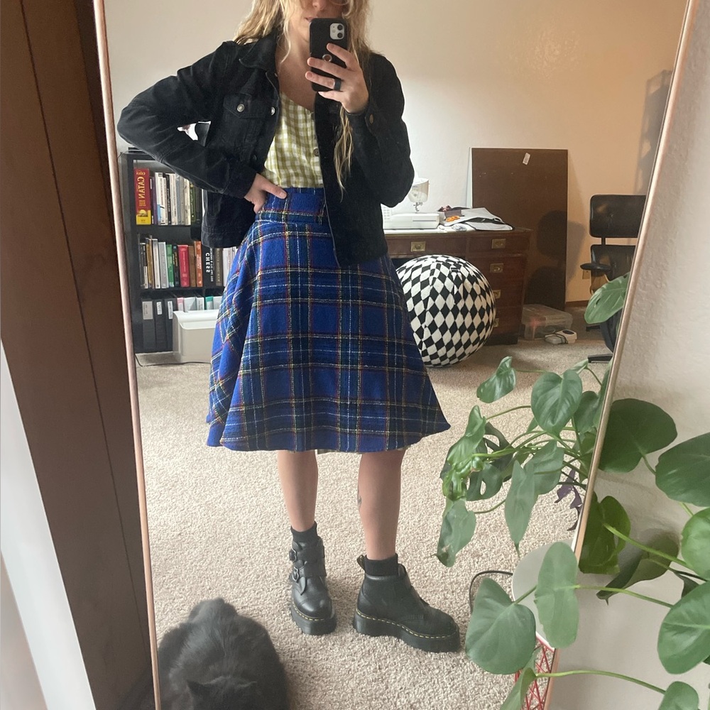 House of Flint Half-Circle Skirt Small